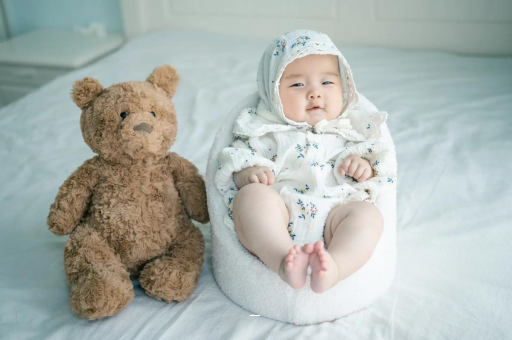 白沙宝宝挠耳朵是怎么回事