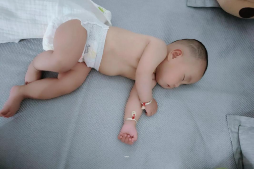 白沙宝宝多大开始游泳